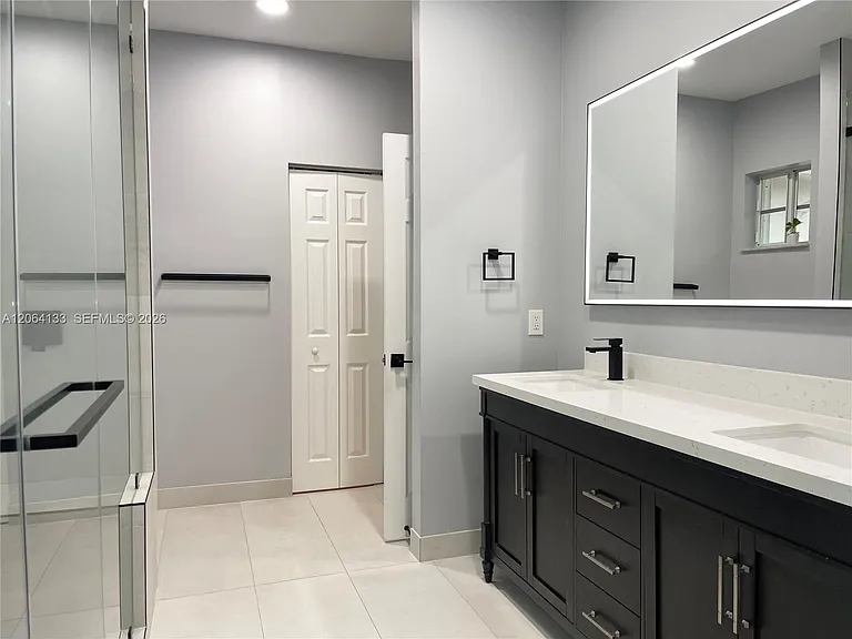 14121 SW 130th Ave — Photo 37