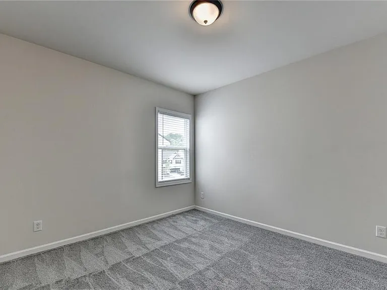 1854 Westfall Lndg — Photo 48