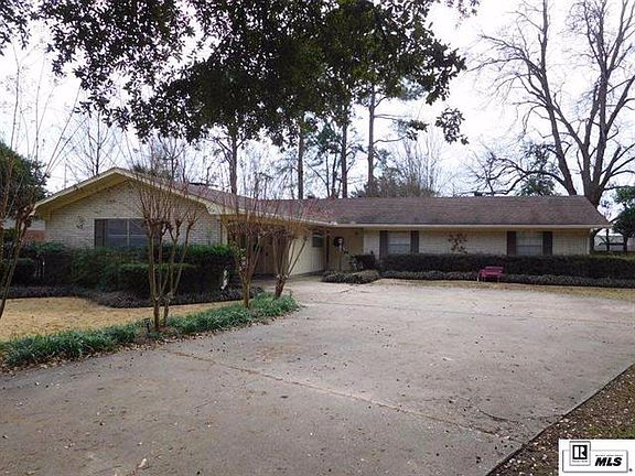 2nd image of 4316 Belle Terre Dr