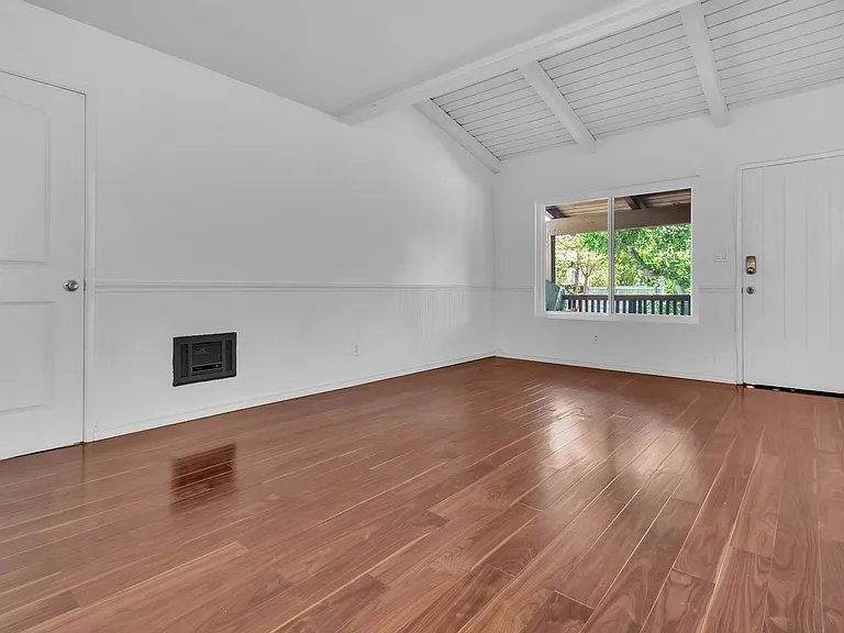 1040 W Macarthur Blvd #48 — Photo 9