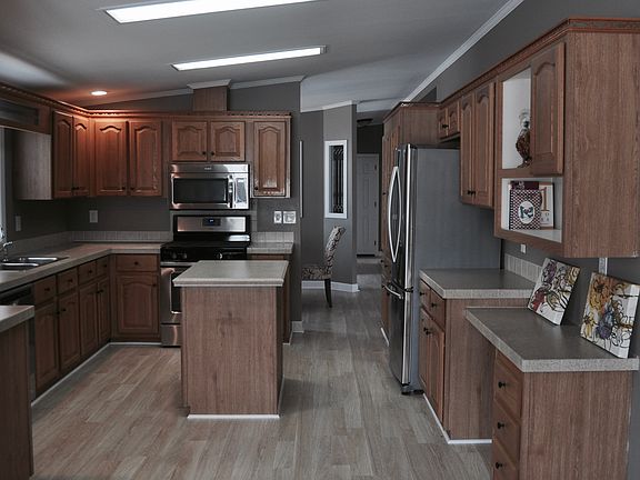 3rd image of 9836 Limehouse Dr
