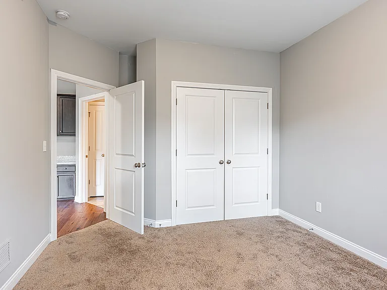 Palomar View Apartments — Photo 30