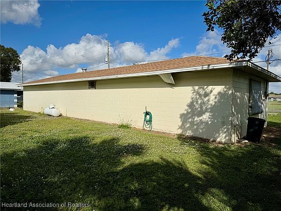 5th image of 955 W Hal McRae Blvd