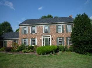 2736 Copper Creek Rd, Herndon, VA 20171