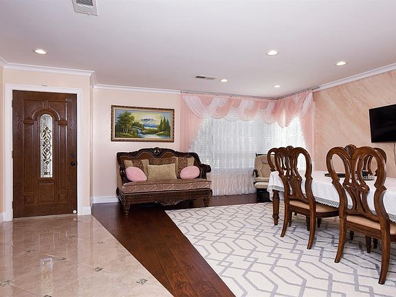5th image of 9449 Roseport Way