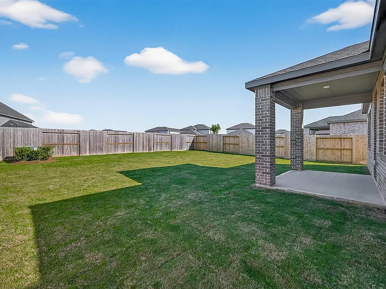 21926 Sam Raburn Dr — Photo 43