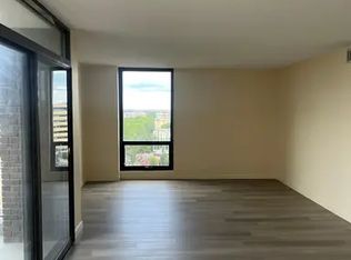 10025 113th St NW #1002, Edmonton, AB T5K2K8