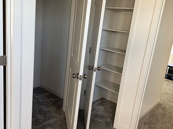 5th image of 4156 Adobe Ct