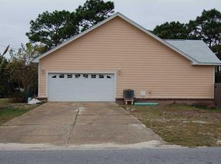 9420 Octavia Ln, Navarre, FL 32566