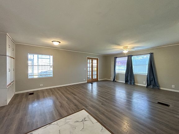 3rd image of 48 Colony Dr N #48