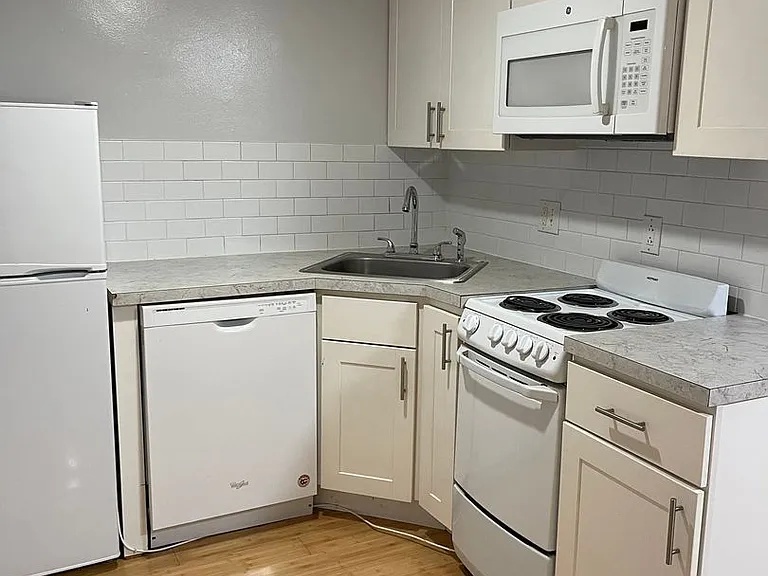 4107 Chester — Photo 23