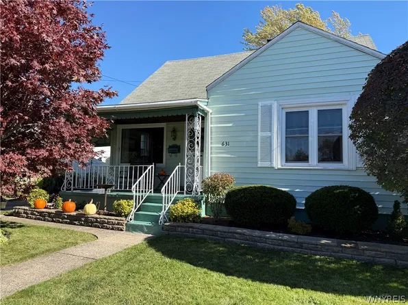 631 39th St, Niagara Falls, NY 14301