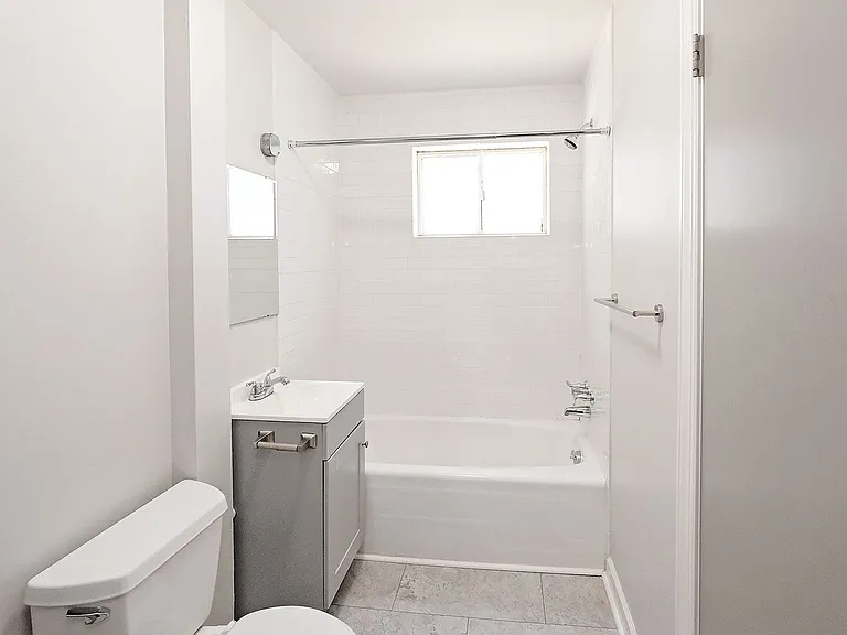 1640 Center Ave #B — Photo 6