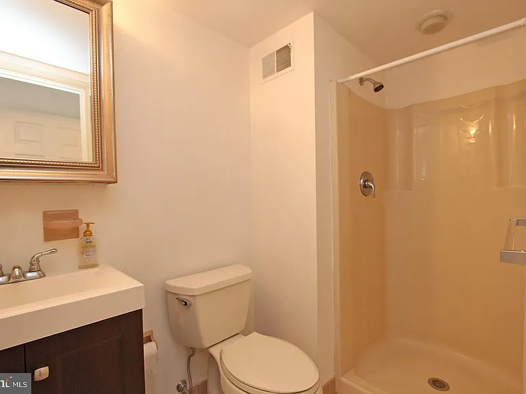 185 Valley Stream Cir — Photo 15