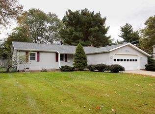 1514 Highgate Rd, Kalamazoo, MI 49006