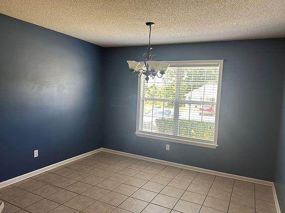 5th image of 3028 Schroer Dr