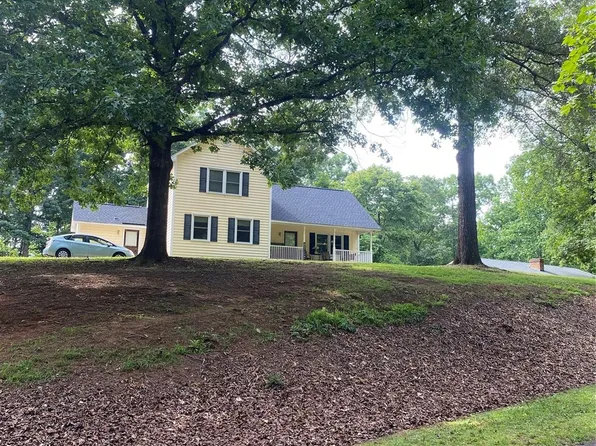 647 Oregon Trl #12, Lincolnton, NC 28092