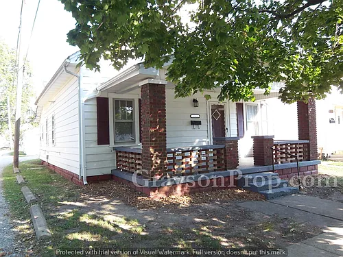 1315 Sycamore St Photo 1