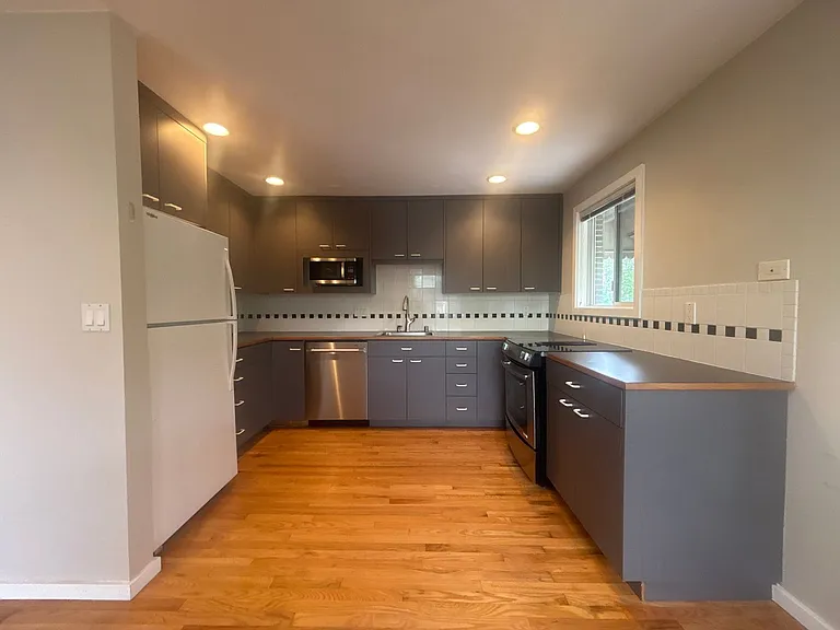 5536 TG Myint LLC — Photo 11
