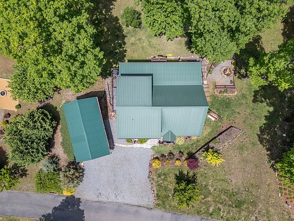 47th image of 1055 Carolina Fox Cir