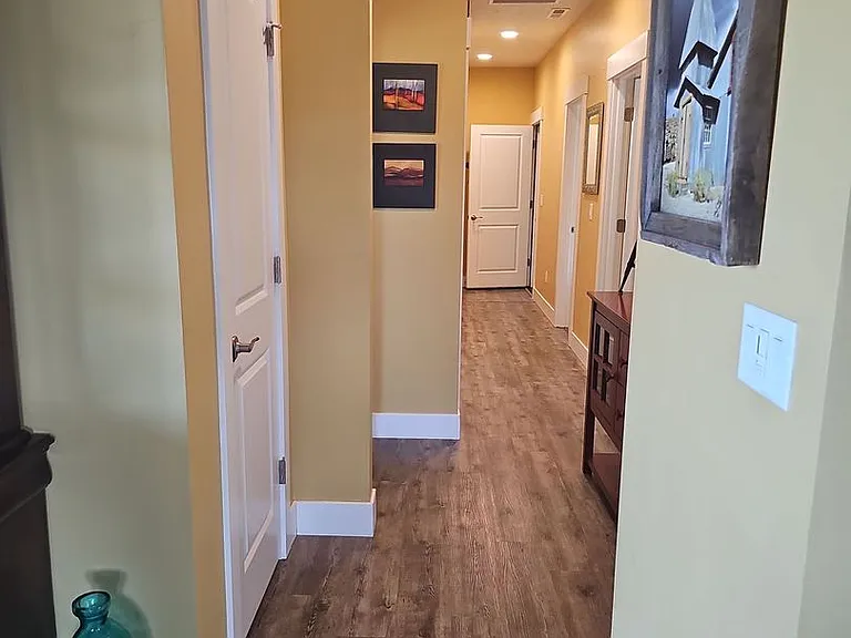 1040 SE Greenleaf Ln — Photo 10