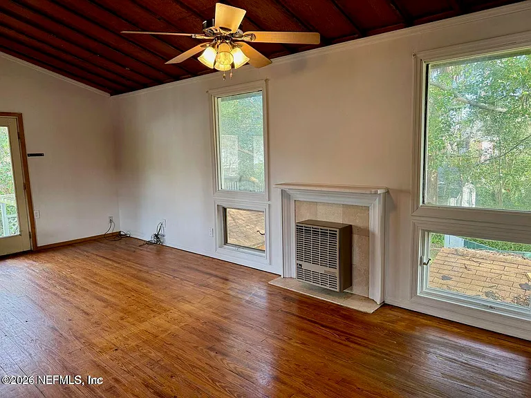 1457 Challen Ave #A — Photo 4