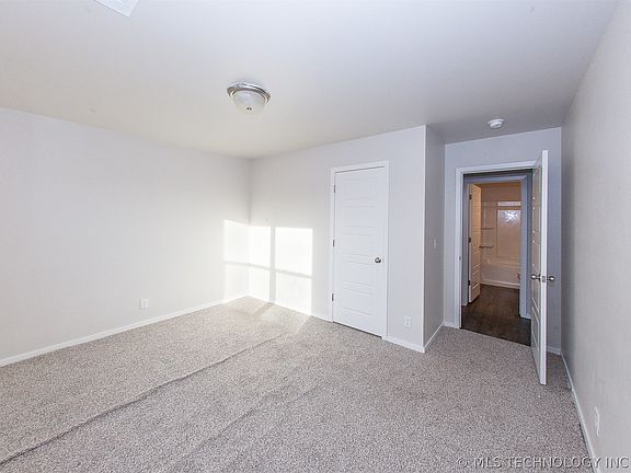 5th image of 14129 N 74th East Ave
