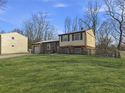 464 Malcolm Dr, Coraopolis, PA, 15108