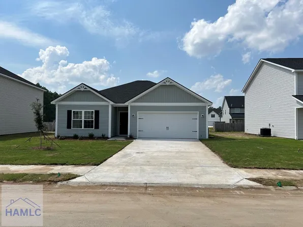 1006 Turpentine Trl, Hinesville, GA 31313