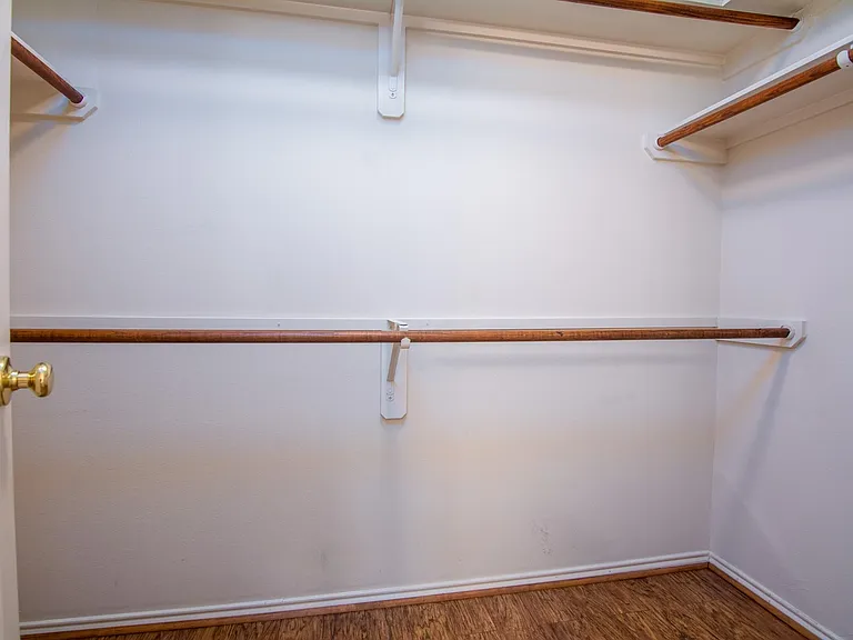 127 N Villa Oaks Dr — Photo 24