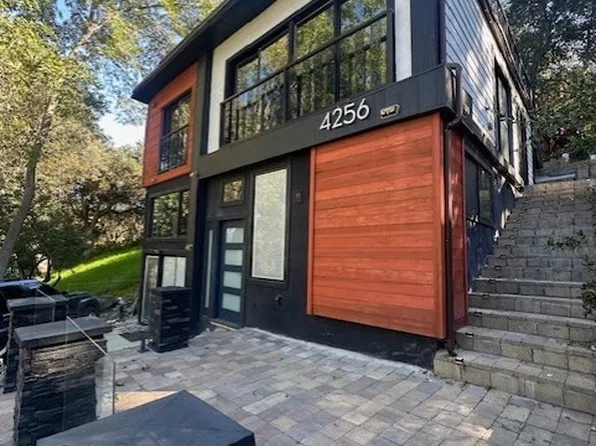 4256 Rosario Rd, Woodland Hills, CA 91364