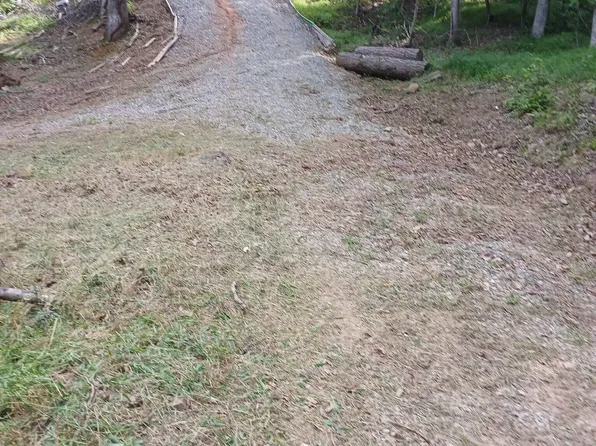 203 Gander Gap Rd, Hiawassee, GA 30546