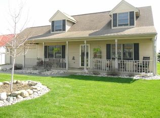 544 Warren Dr, Kendallville, IN 46755