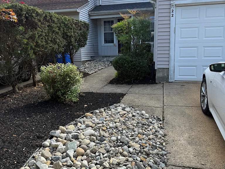 22 Farnwood Rd — Photo 1