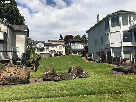 2nd image of 13811 SE 37th St
