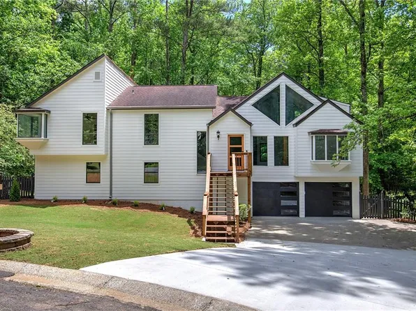 3880 Northpoint Dr, Marietta, GA 30062