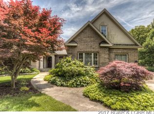 6 Hawks Lndg, Camdenton, MO 65020
