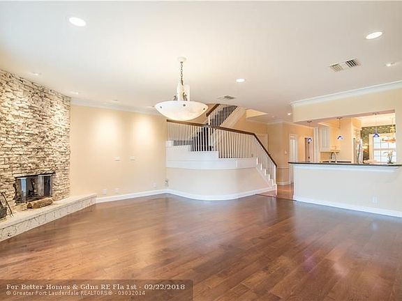 4th image of 1717 E Las Olas Blvd #9