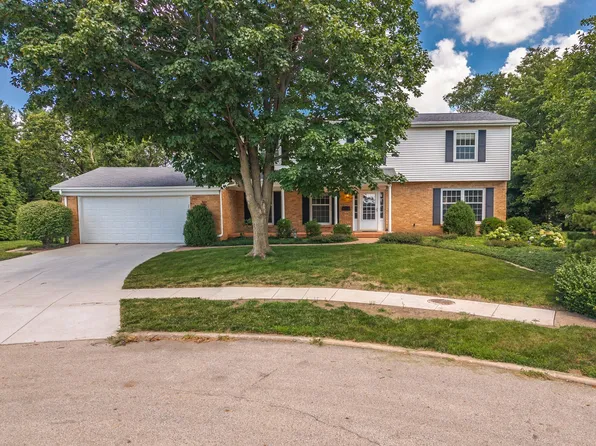 12 Northcrest Ct, Bloomington, IL 61701