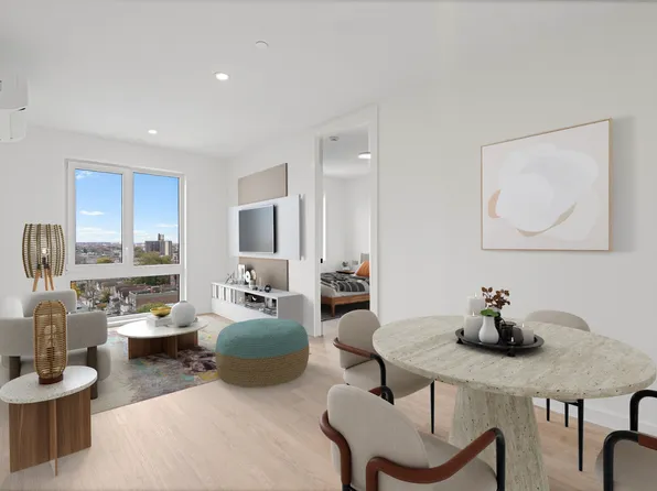 172-02 Hillside Avenue image 1 of 14