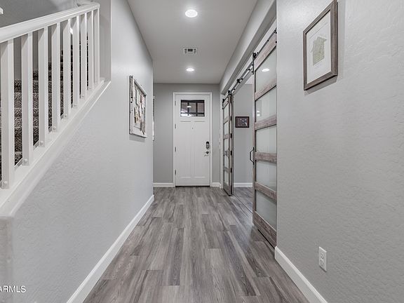4th image of 1509 E Kingbird Drive