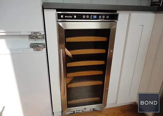 Rented by Bond New York | media 18