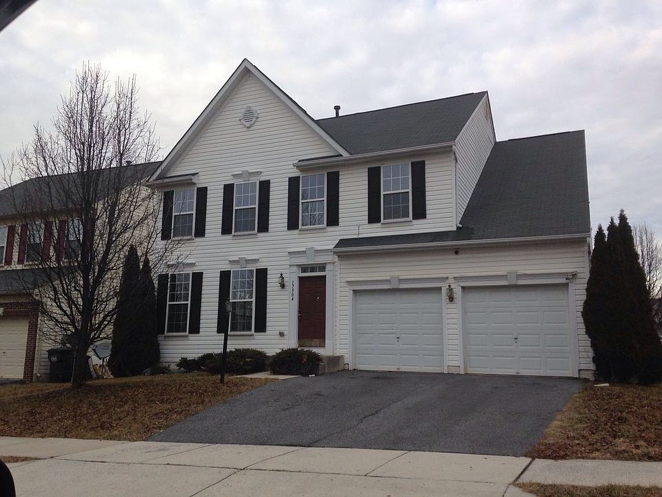 1st image of 17504 Patterson Dr