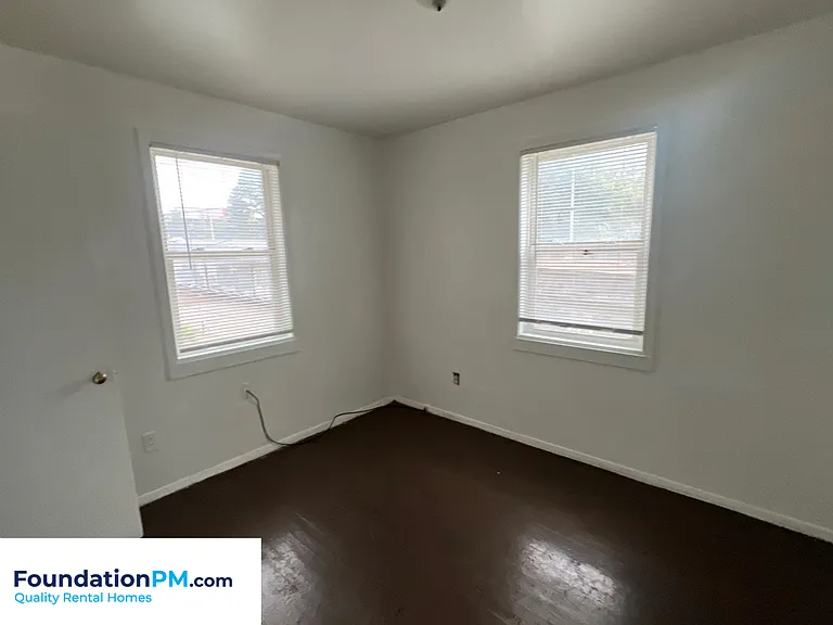 1277 Airways Blvd #2 — Photo 10