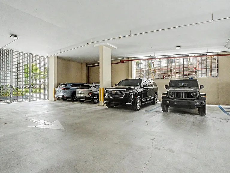 1723 SW 2nd Ave #607 — Photo 30