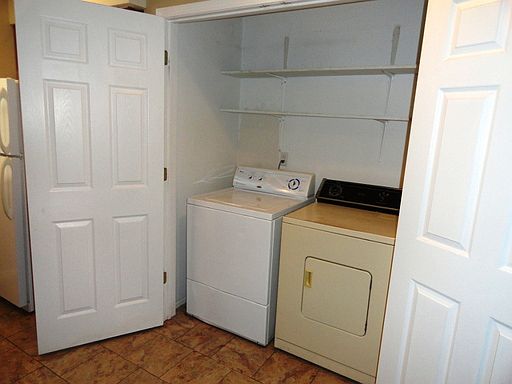 4th image of 6107 NW Casper Dr APT D