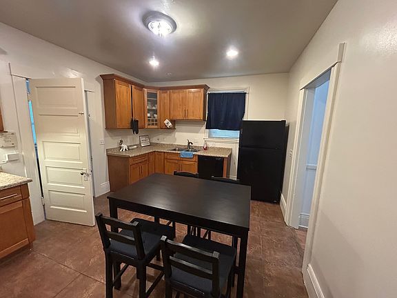 2nd image of 1649-1651 Palou Ave