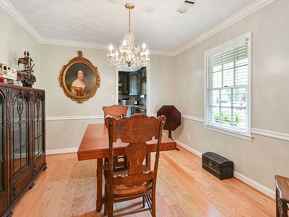 5th image of 510 Saddle Horn Cir #10