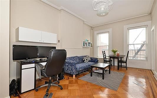 2nd image of 3-612 Hudson St #3