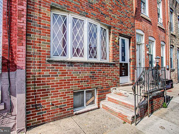 2nd image of 1840 E Somerset St